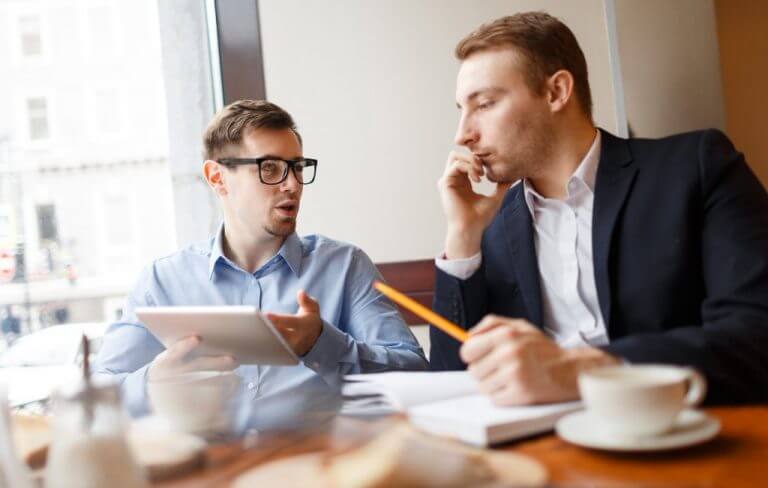 mejorar mi estrategia comercial con un consultor